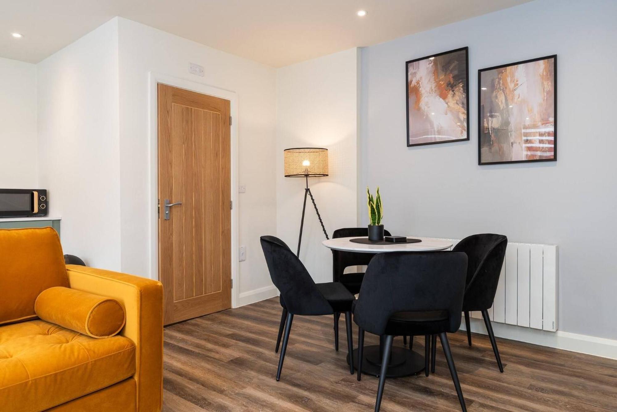 Aurum 6 - Chic 1Br Stay By Dmu City Centre Leicester Exteriör bild